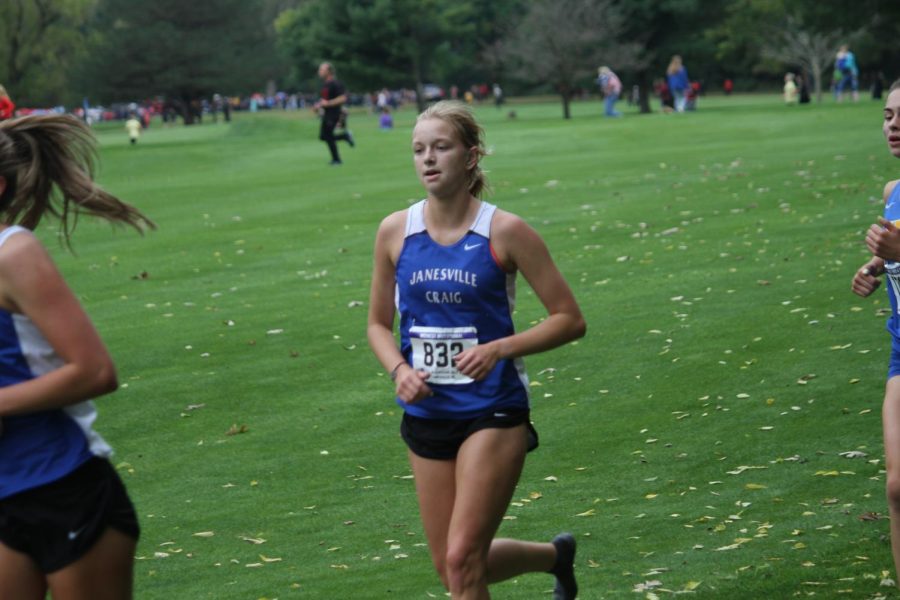 Spotlight on Seniors: Ivy White outruns the competition